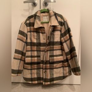 Women’s American eagle Sherpa flannel jacket size L